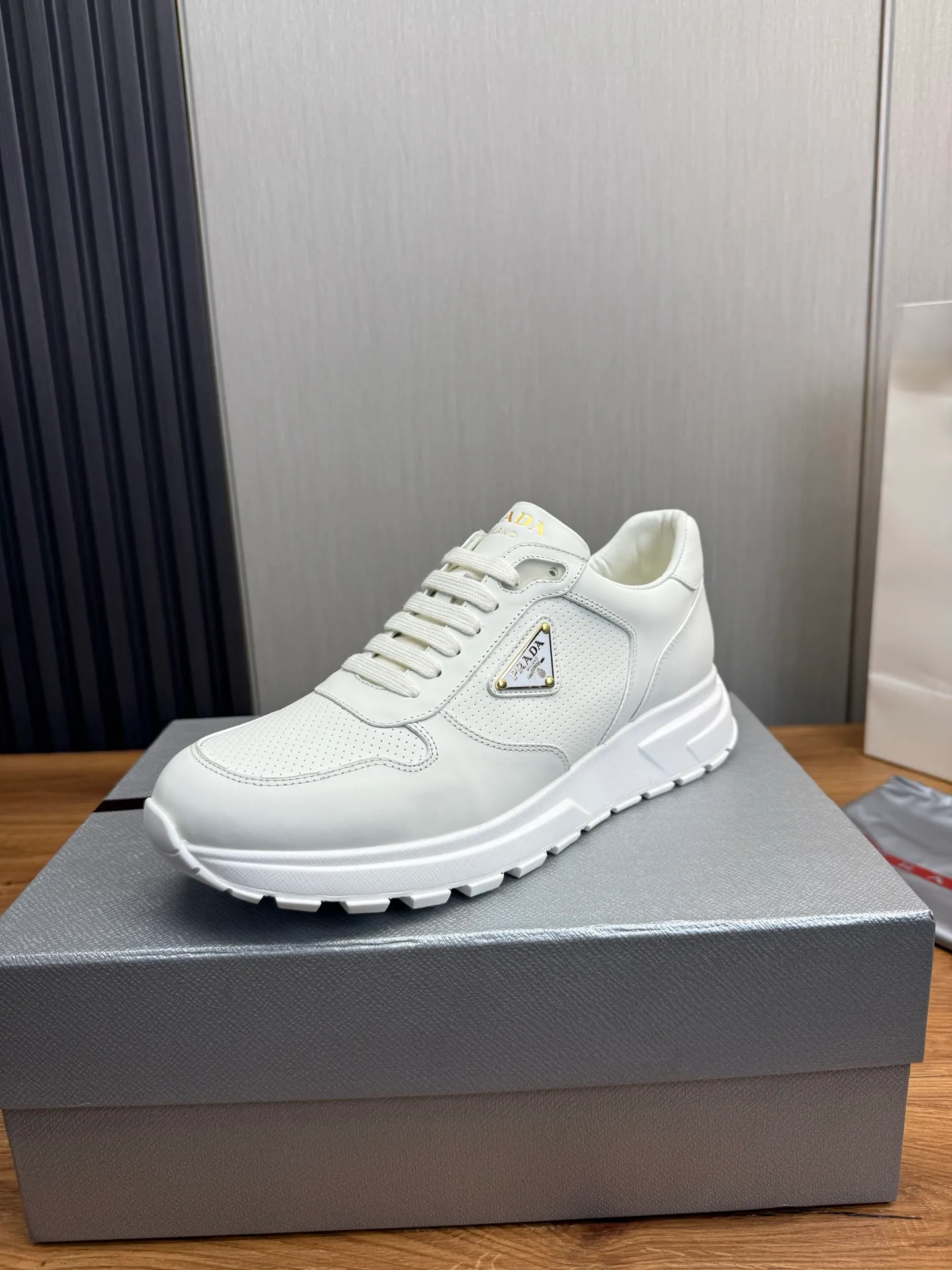 Men's shoes 💰580💰 [PRADA] Men's shoes are popular in the counter, official website is synchronized, 1 high-quality shipment ✔️Original cowhide punching + cowhide lining, 1🆚1 replica, original sole, 38-45 (45 customized, non-refundable)